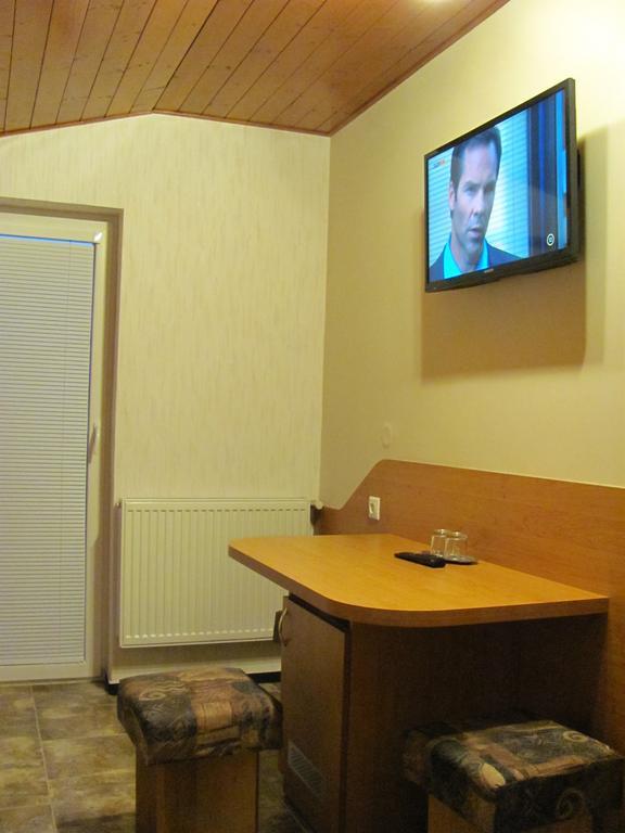 Pension Hostad Gabcikovo Buitenkant foto
